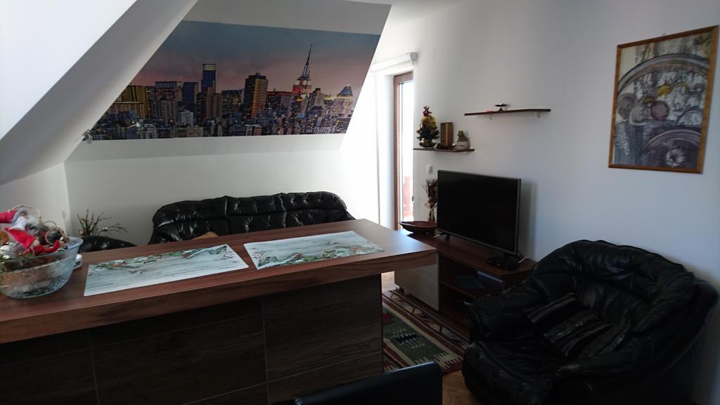 זלאטיבור Lufi Penthouse Apartment מראה חיצוני תמונה